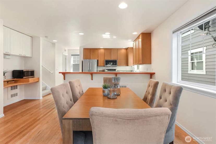 Property photo for 2637 A Nw 57th Street, Seattle photo 8