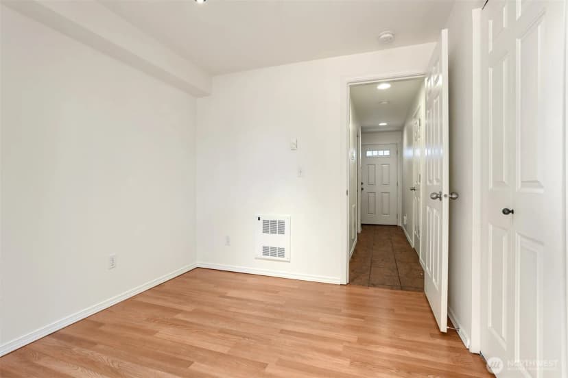 Property photo for 2637 A Nw 57th Street, Seattle photo 26