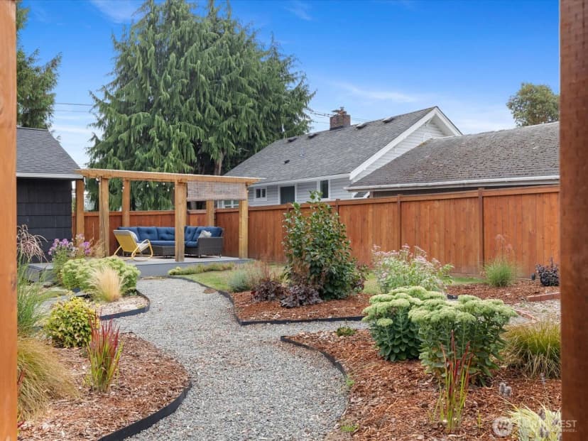 Property photo for 7559 19th Avenue Sw, Seattle photo 24