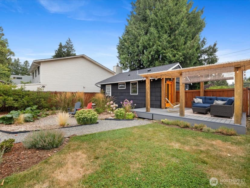Property photo for 7559 19th Avenue Sw, Seattle