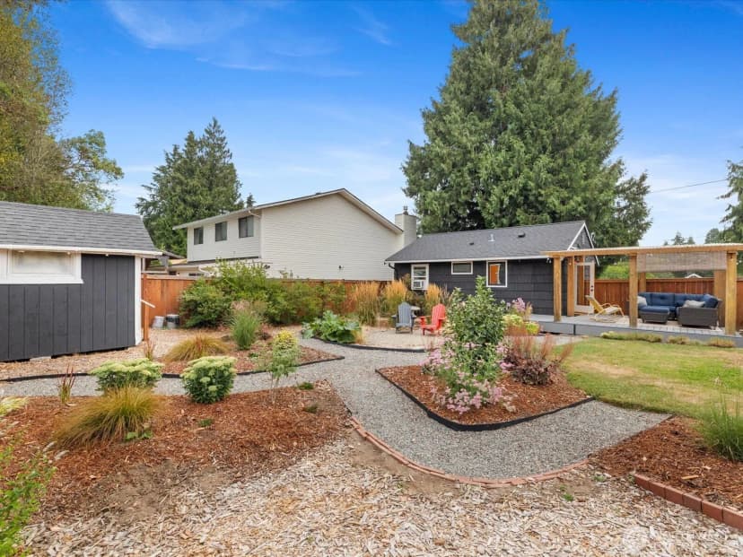 Property photo for 7559 19th Avenue Sw, Seattle photo 25