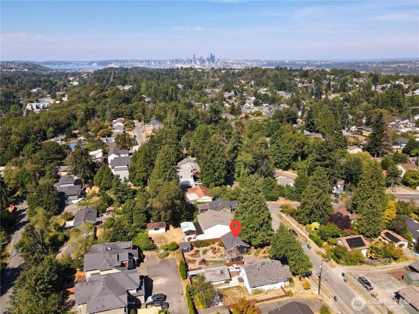 Property photo for 7559 19th Avenue Sw, Seattle photo 31
