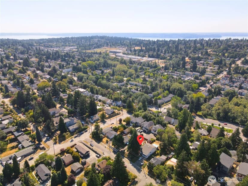 Property photo for 7559 19th Avenue Sw, Seattle photo 33