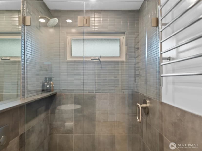 Property photo for 7559 19th Avenue Sw, Seattle photo 8