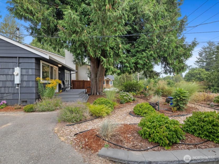 Property photo for 7559 19th Avenue Sw, Seattle photo 28