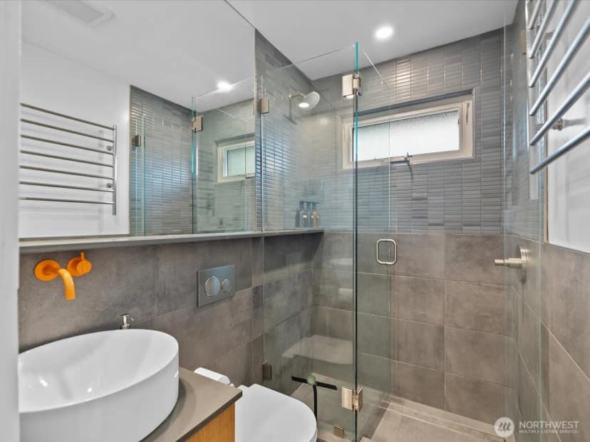 Property photo for 7559 19th Avenue Sw, Seattle photo 7