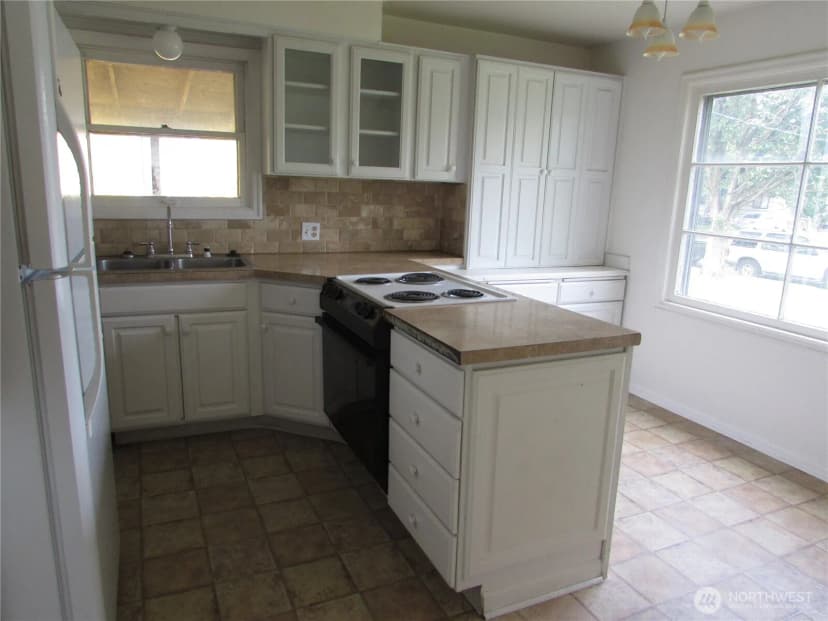 Property photo for 1111 9th, Longview photo 5