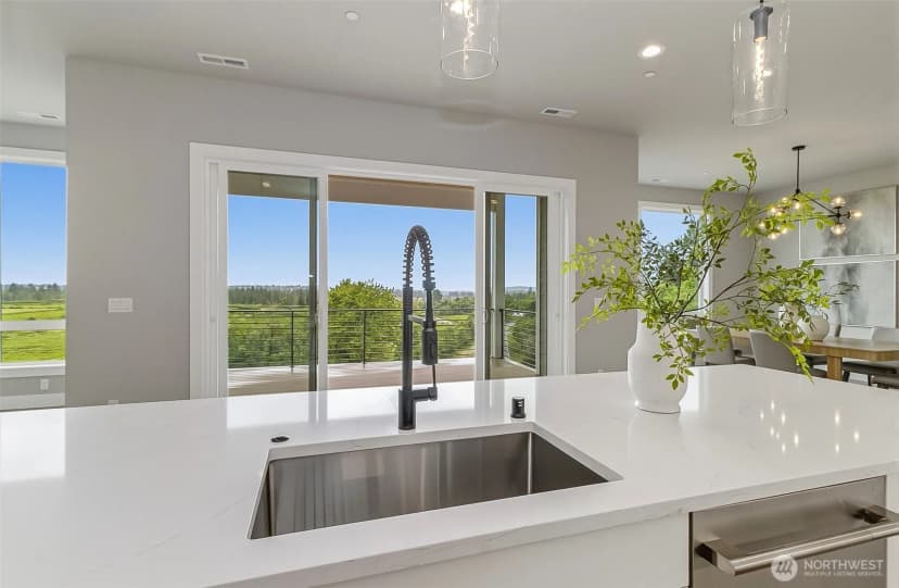 Property photo for 1515 Sunnyside Boulevard, Lake Stevens photo 11