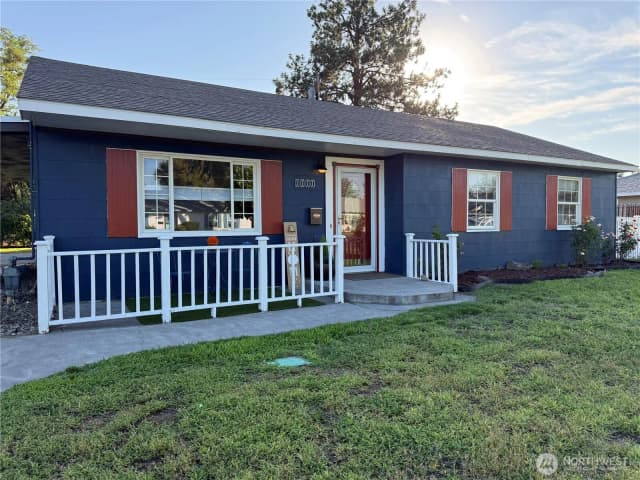 Property photo for 1111 Cottonwood Drive, Richland photo 2