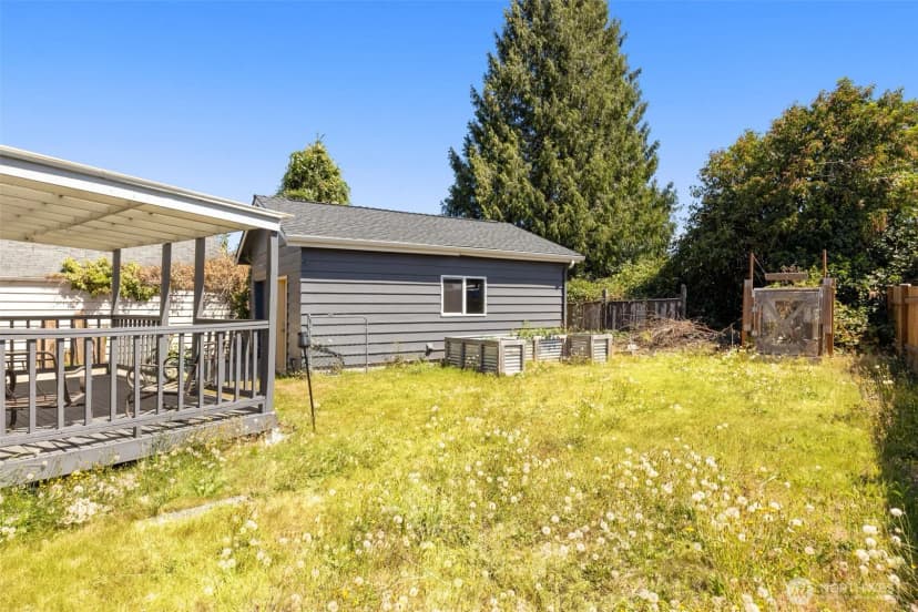 Property photo for 11214 Cornell Avenue S, Seattle photo 29