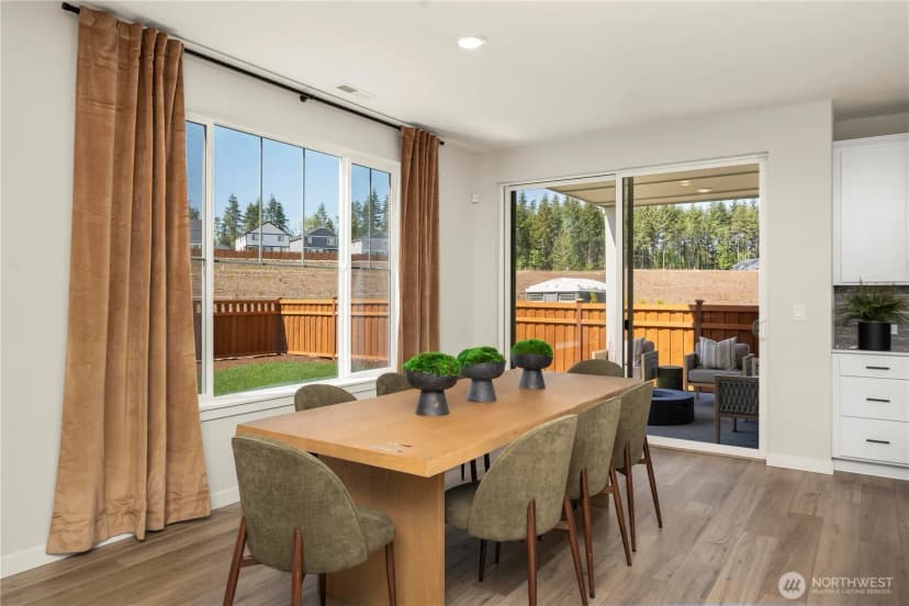 Property photo for 14017 207th Avenue Ct E, Bonney Lake photo 9