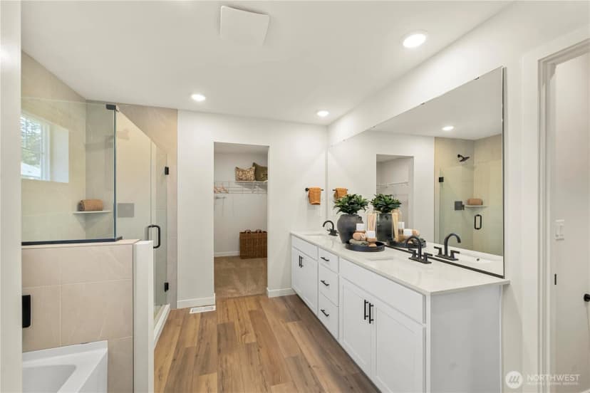 Property photo for 14017 207th Avenue Ct E, Bonney Lake photo 19