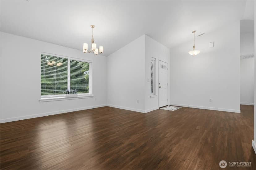 Property photo for 11201 Helena Trail Sw, Port Orchard photo 7