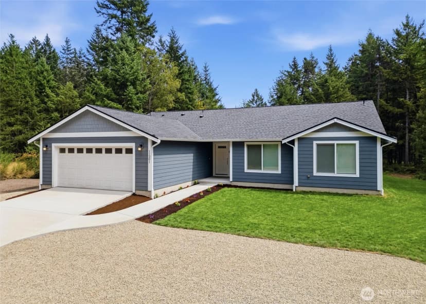 Property photo for 11201 Helena Trail Sw, Port Orchard photo 3