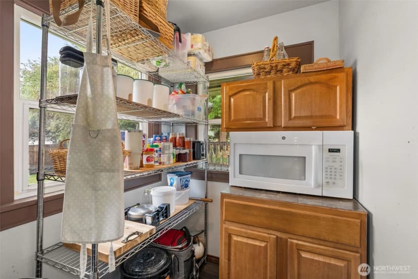 Property photo for 1215 Nw Kerron Avenue, Winlock photo 15