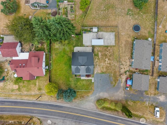 Property photo for 1215 Nw Kerron Avenue, Winlock photo 3