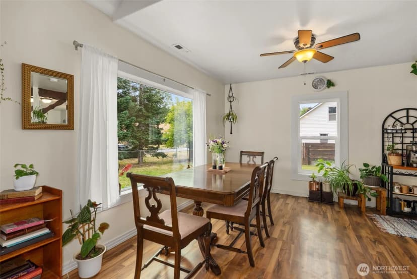 Property photo for 1215 Nw Kerron Avenue, Winlock photo 10