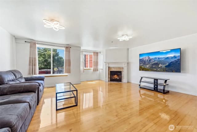Property photo for 7009 42nd Avenue S #1, Seattle photo 5
