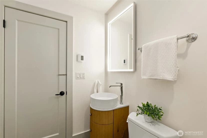 Property photo for 508 Randolph Avenue, Seattle photo 31