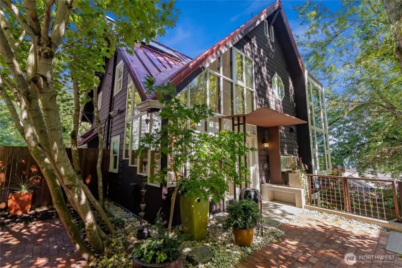 Property photo for 508 Randolph Avenue, Seattle photo 3