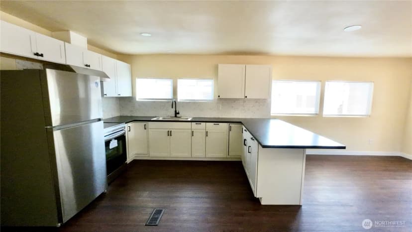 Property photo for 2392 Douglas Rd #4, Ferndale photo 4