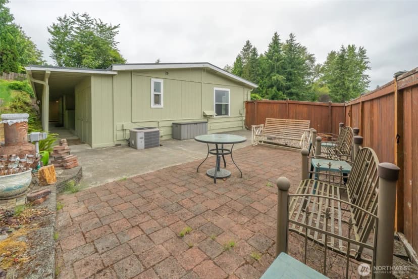 Property photo for 17336 Woodcrest Drive Ne, Bothell photo 26