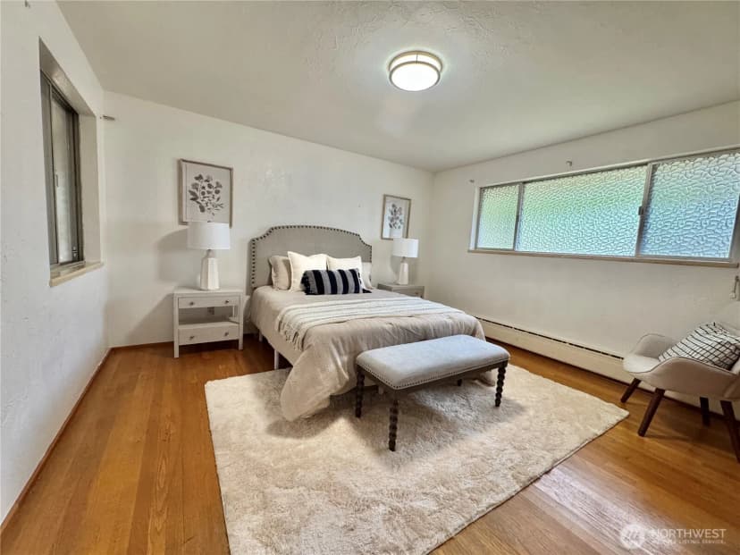 Property photo for 628 E Titus Street Ct, Kent photo 9