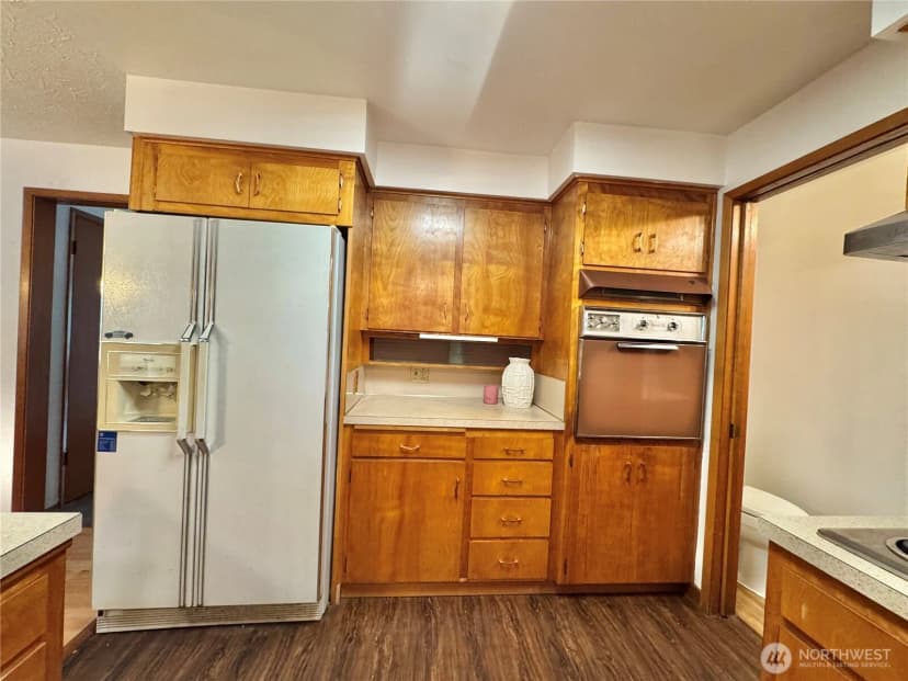 Property photo for 628 E Titus Street Ct, Kent photo 8