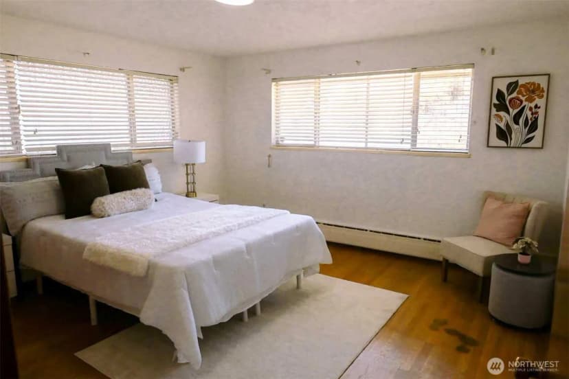 Property photo for 628 E Titus Street Ct, Kent photo 22