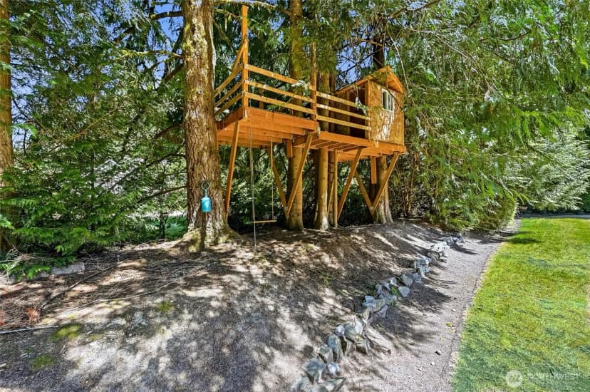 Property photo for 14645 191st Avenue Ne, Woodinville photo 34