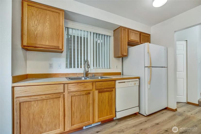 Property photo for 15 87th Avenue Ne #b, Lake Stevens photo 15