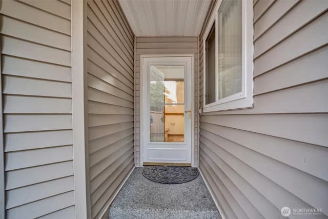 Property photo for 15 87th Avenue Ne #b, Lake Stevens photo 2