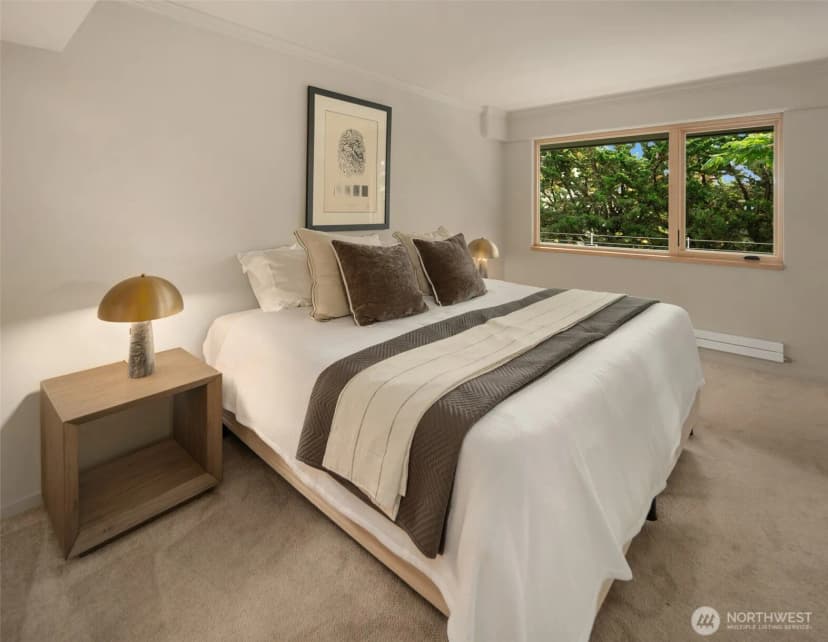 Property photo for 1215 Warren Avenue N, Seattle photo 36