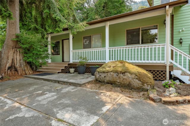 Property photo for 443 Rainbow Drive, Sedro Woolley photo 3