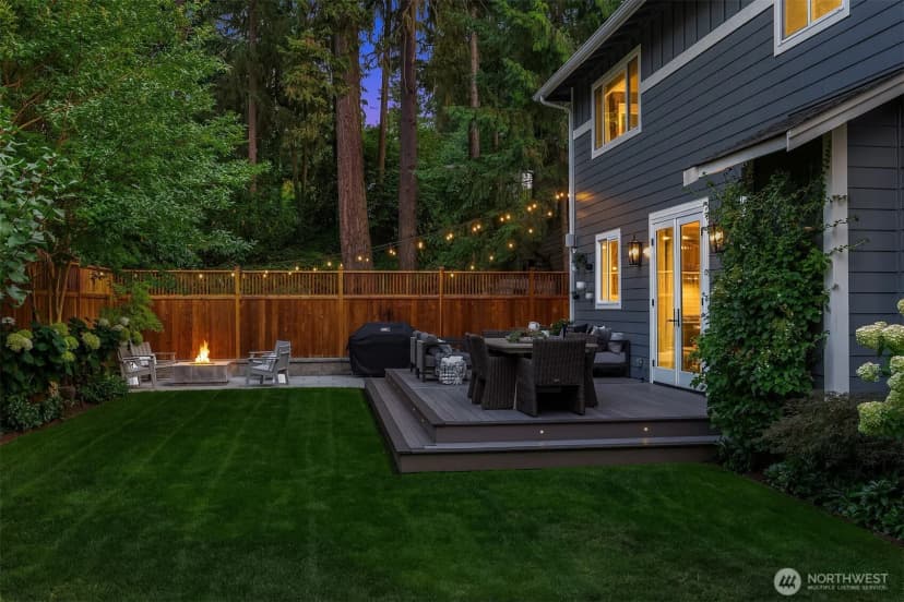 Property photo for 12033 Ne 70th Street, Kirkland photo 17