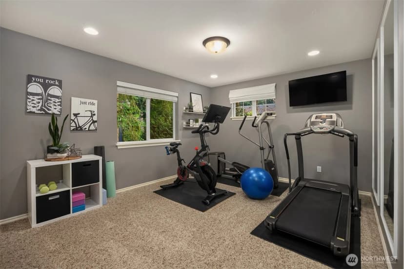 Property photo for 12033 Ne 70th Street, Kirkland photo 36