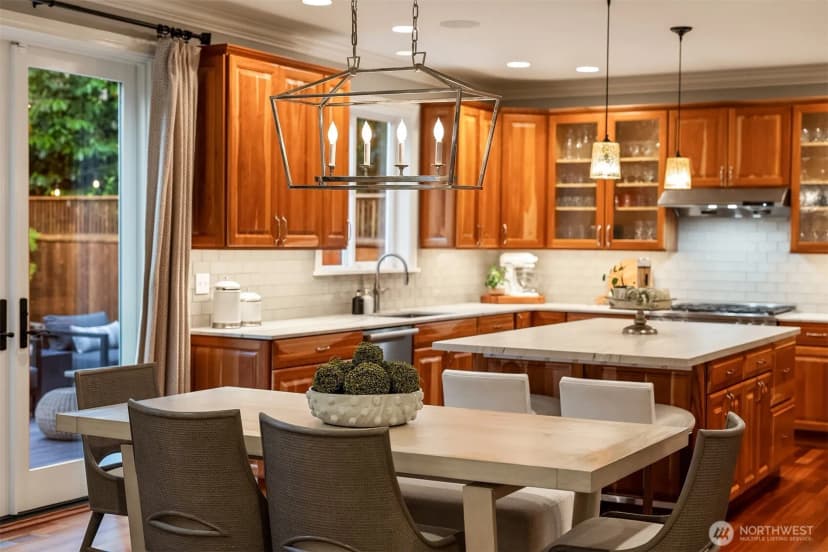 Property photo for 12033 Ne 70th Street, Kirkland photo 13