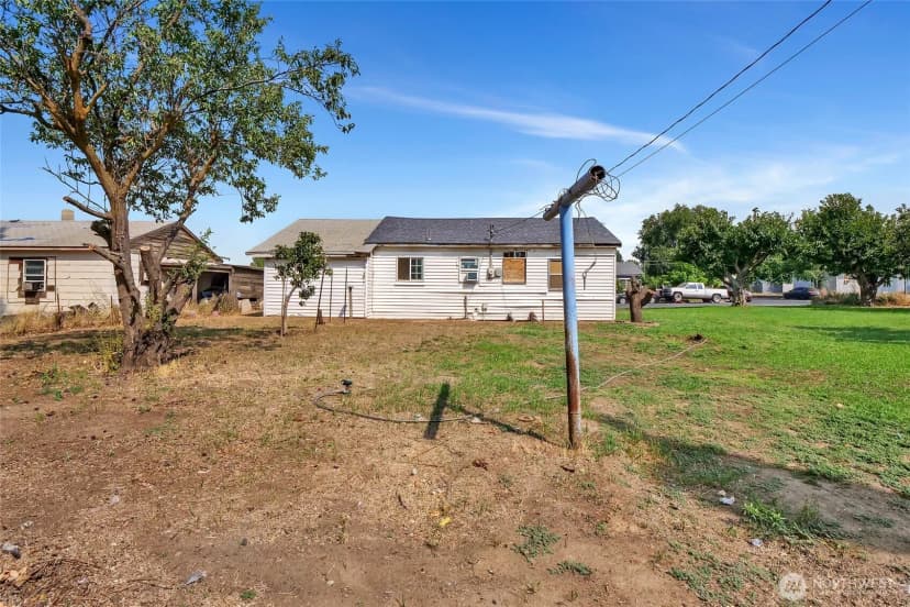 Property photo for 813 S Adams Avenue, Warden photo 17
