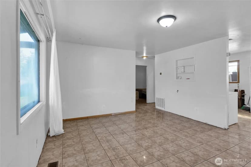 Property photo for 813 S Adams Avenue, Warden photo 2