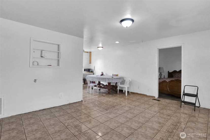 Property photo for 813 S Adams Avenue, Warden photo 3
