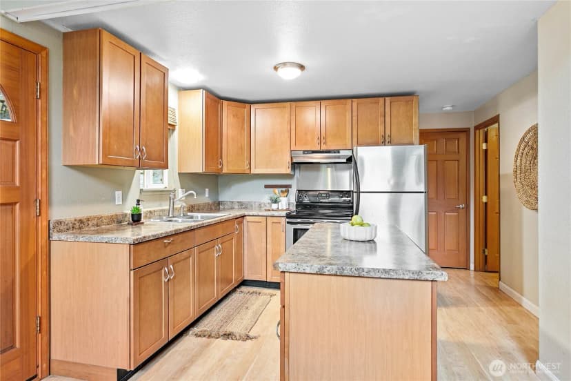 Property photo for 5 Misty Ridge Court, Bellingham photo 15