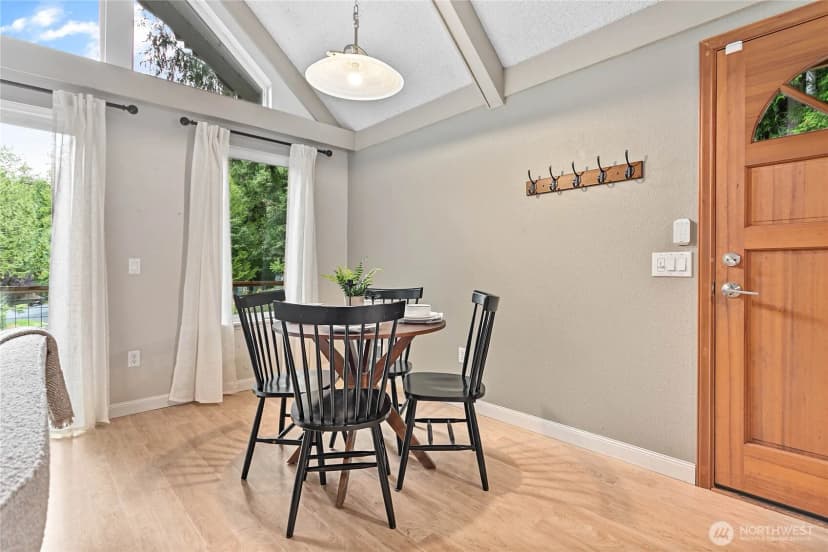 Property photo for 5 Misty Ridge Court, Bellingham photo 13