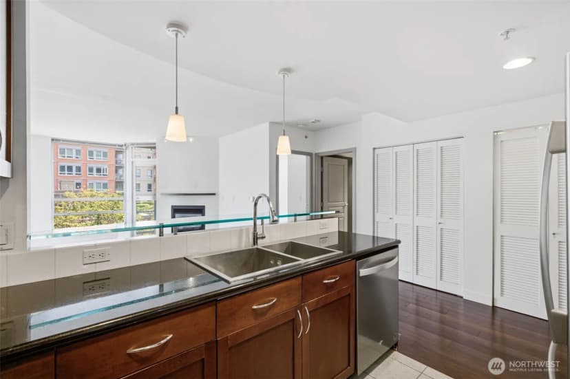 Property photo for 2929 1st Ave #418, Seattle photo 7