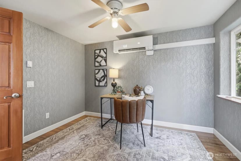 Property photo for 6825 Weedin Place Ne #a, Seattle photo 15