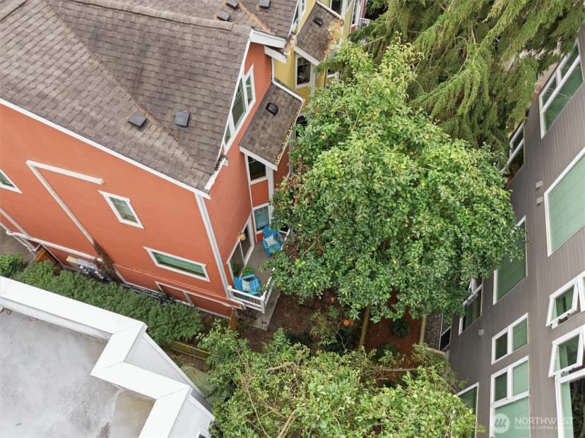 Property photo for 6825 Weedin Place Ne #a, Seattle photo 14