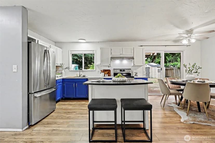Property photo for 29751 3rd Avenue S, Federal Way photo 8