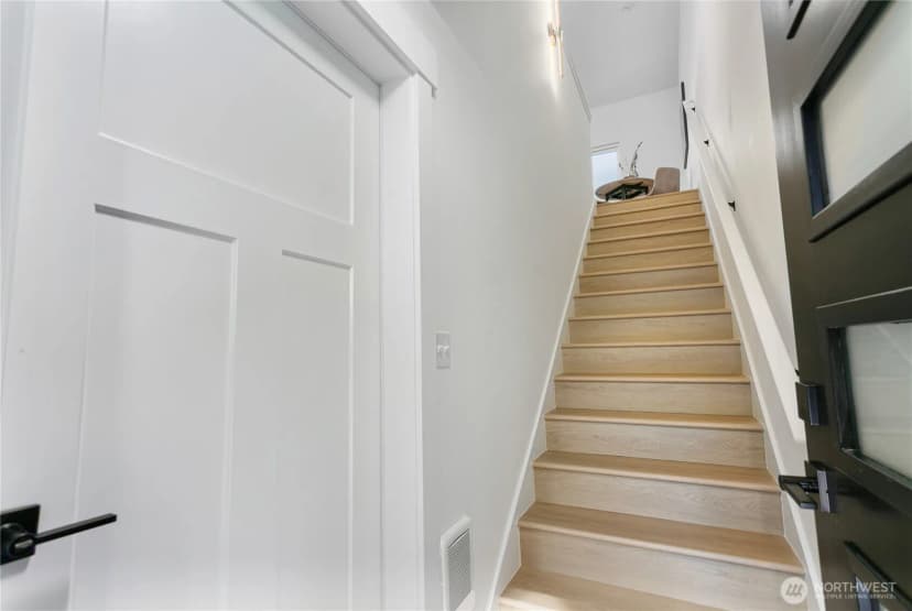 Property photo for 2216 N Proctor Street #c, Tacoma photo 5