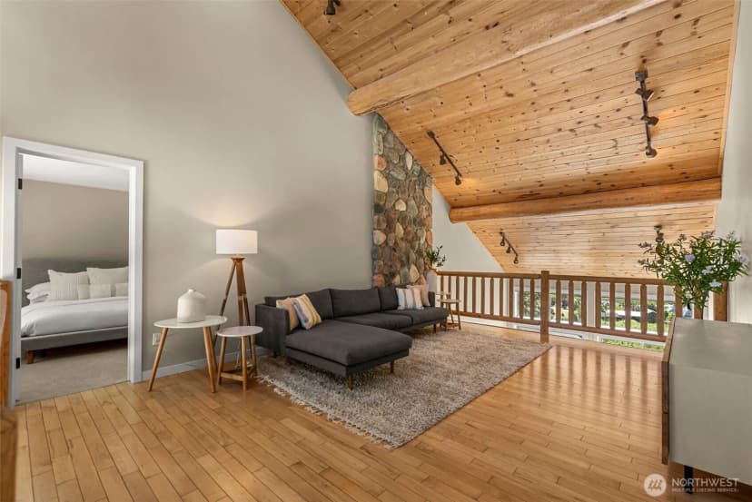 Property photo for 10460 Fox Road, Leavenworth photo 18