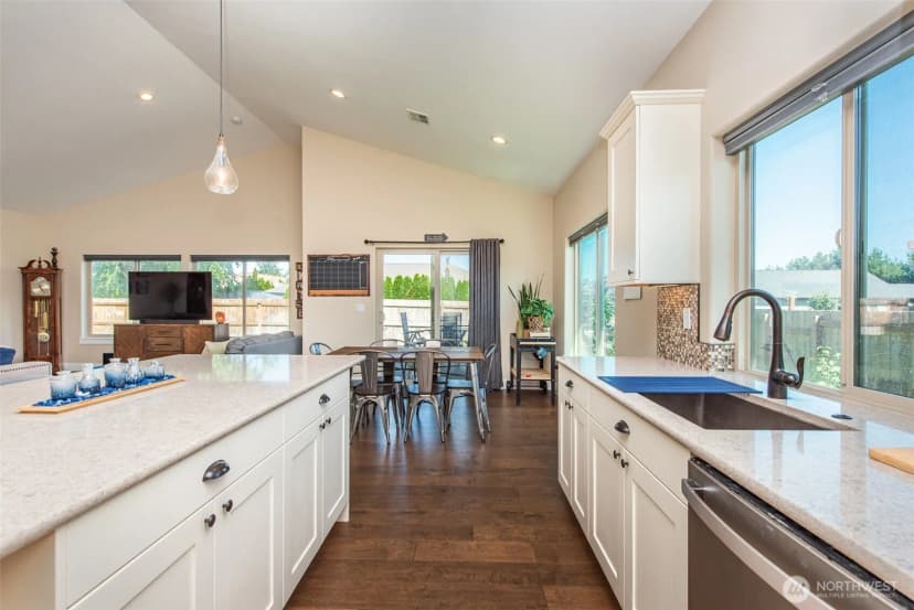 Property photo for 10 Perch Drive, Sequim photo 16