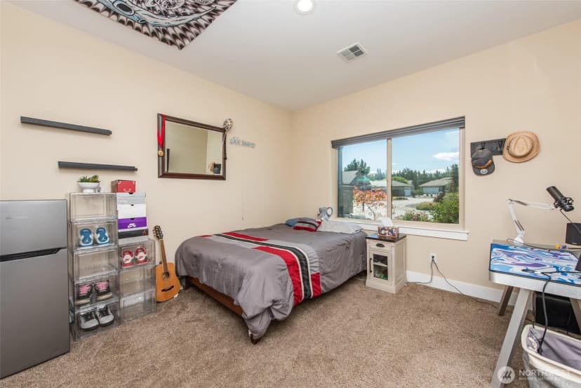 Property photo for 10 Perch Drive, Sequim photo 5